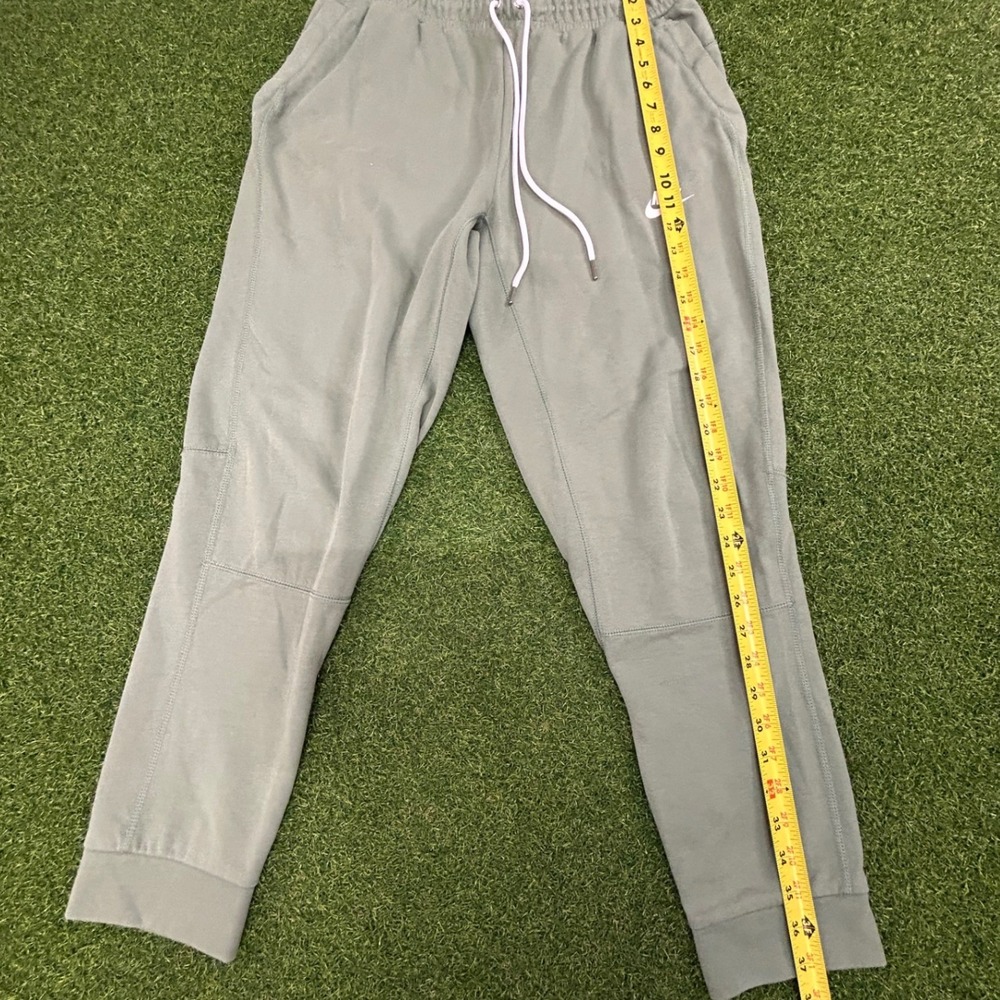 Nike Sportswear Joggers Mens Medium Sage Green Fleece Sweatpants CZ9942-387 - Picture 5 of 9